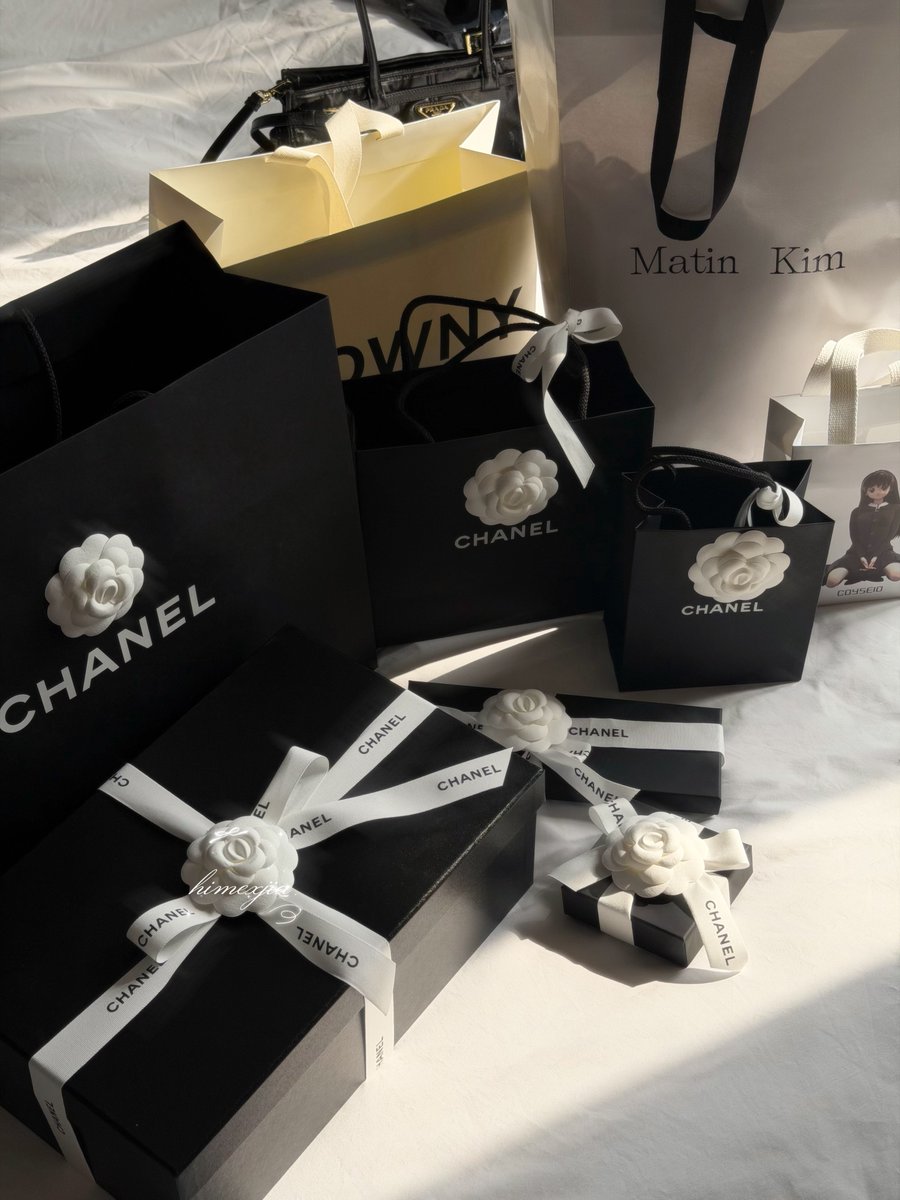 himexjia's tweet image. total was 4k reimburse it all my little atms