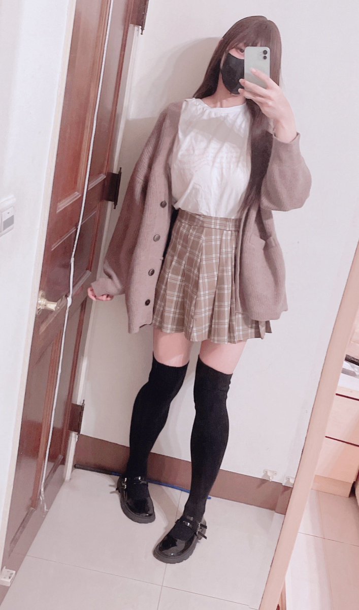 小妤涵 tweet media