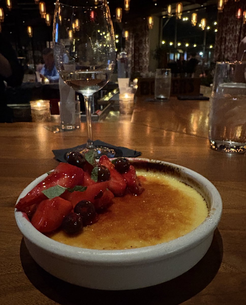 Mel 🪩 tweet media