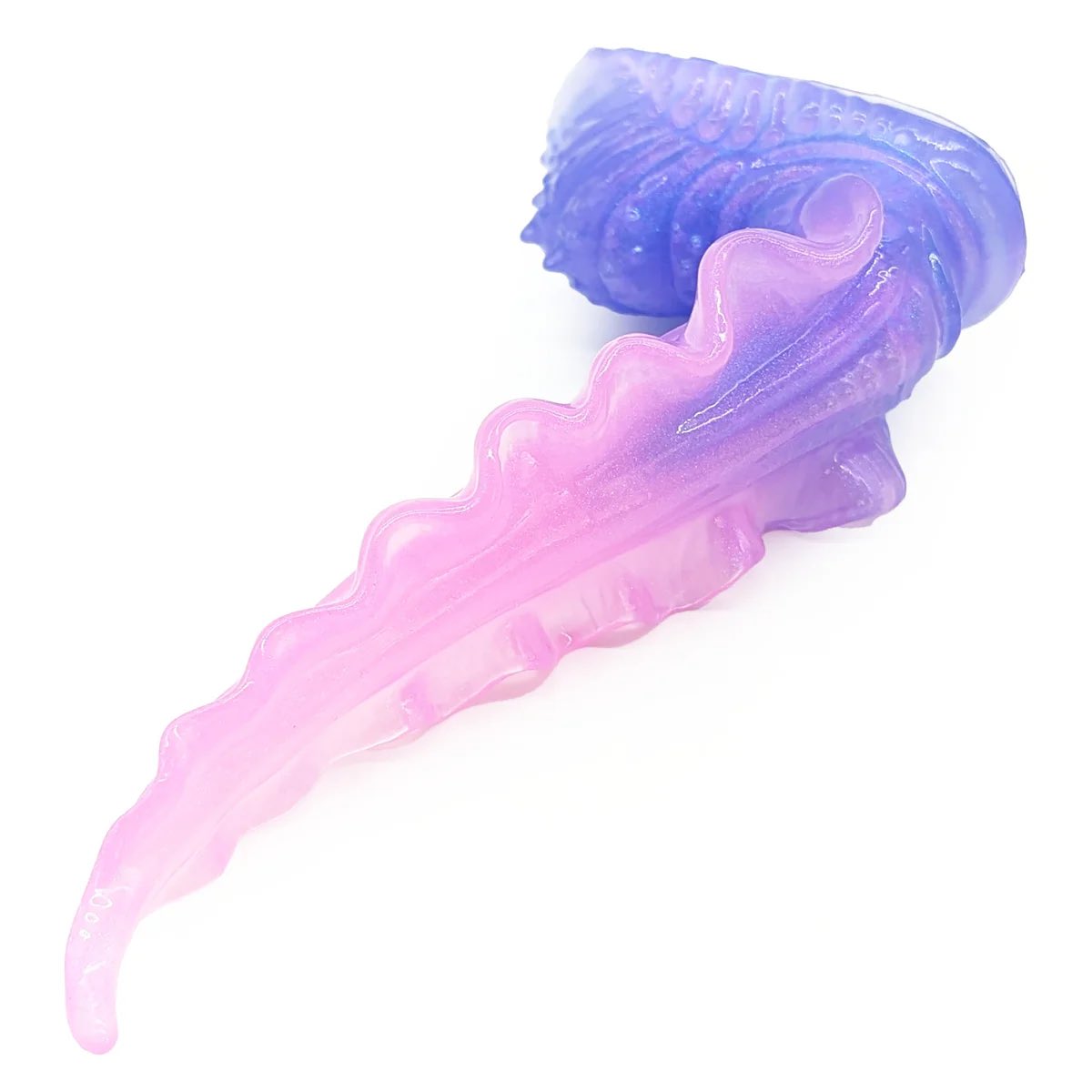 I’m so excited to have my first toy from <a href="/HodgePodgeEnt/">Squish ~ Hodge Podge Entourage</a> on the way 😍 I’ve loved this sculpt for so long, and it’s simply stunning in both of my favorite colors🤩🥰💖

Sparkly, squishy silicone! hodge-podge-entourage.com/?smile_ref=eyJ…