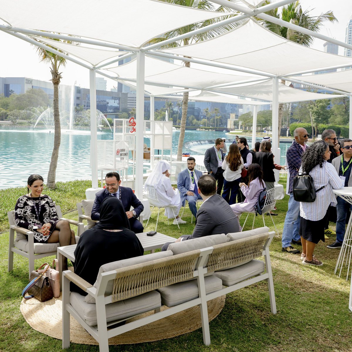 Dubai Internet City tweet media