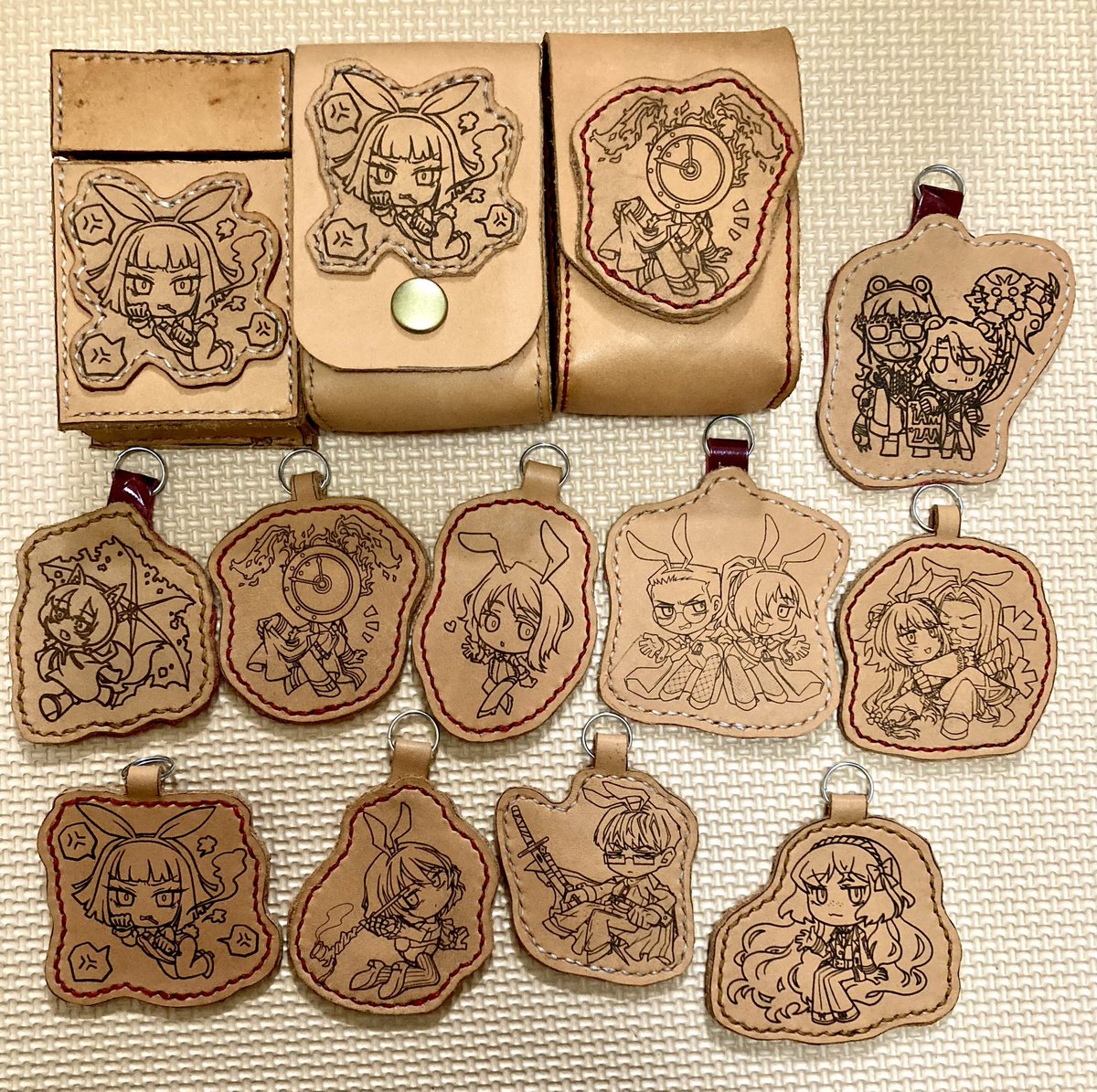 2/15(日) 【 Lunatic Moonight Fantasy 2026 2階 C19】にてシーチュン×ウェイ本とオールキャラのアクリルキーホルダー、レザーハンドクラフトグッズを頒布します。
バニーです。
同日開催のwebオンリーでも若干数頒布予定。
本のサンプルはリプ欄へ！よろしくお願いいたします！ #ルナムン_おしながき