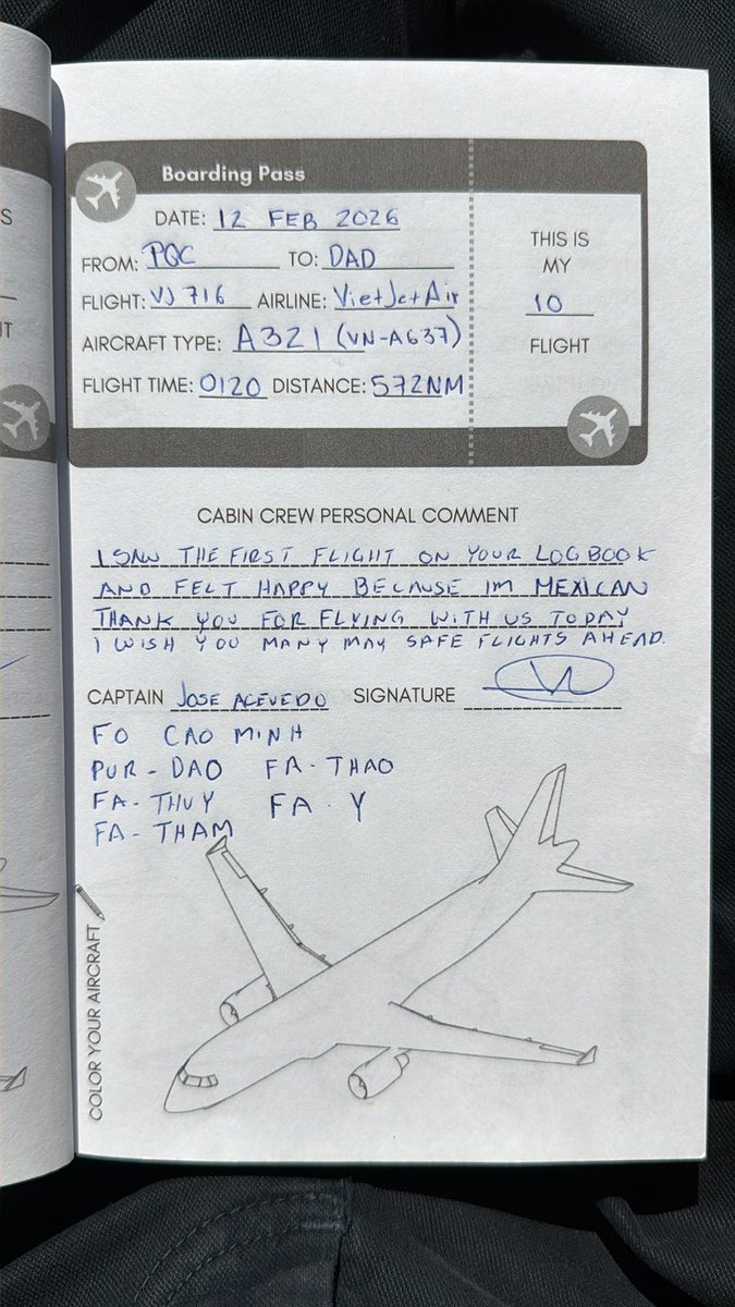 Flew locally in Vietnam and gave my children’s flight log books to the Mexican pilot. Upon finding out my kids’ first flight was in Mexico he made a special announcement for them. 

Friendly Mexicans 🇲🇽❤️