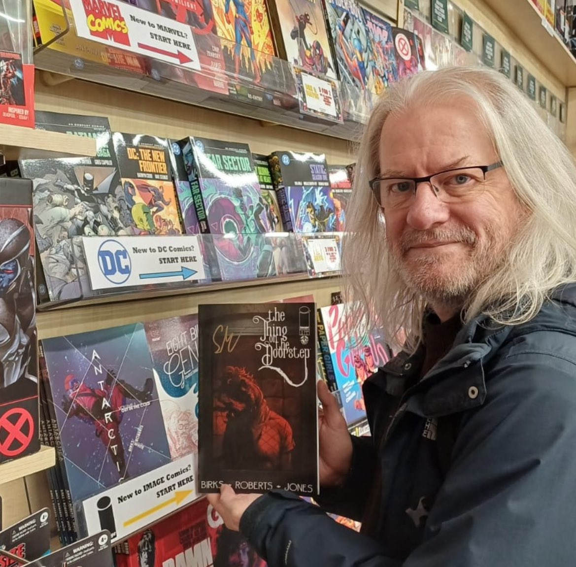 TopCow's tweet photo. Head over to Forbidden Planet Edinburgh and pick up a signed copy of The Thing on The Doorstep #1 while supplies last!

#comics #horror #hplovecraft #imagecomics https://t.co/IpSDkZnOJp