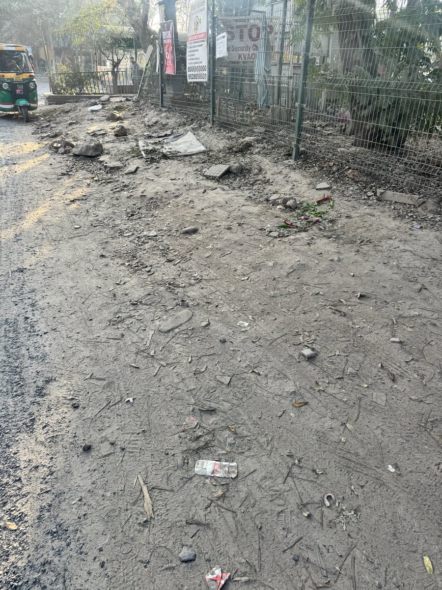 hivikumar's tweet photo. It is really shame to see such a pathetic road condition of sector 56. Despite so many complaints and so many promises by politicians, see the road condition here . It is supposed to be model road as promised by Sonia Yadav ji 
@MunCorpGurugram @OfficialGMDA @gurgaon_live https://t.co/4rtvYhCD1m