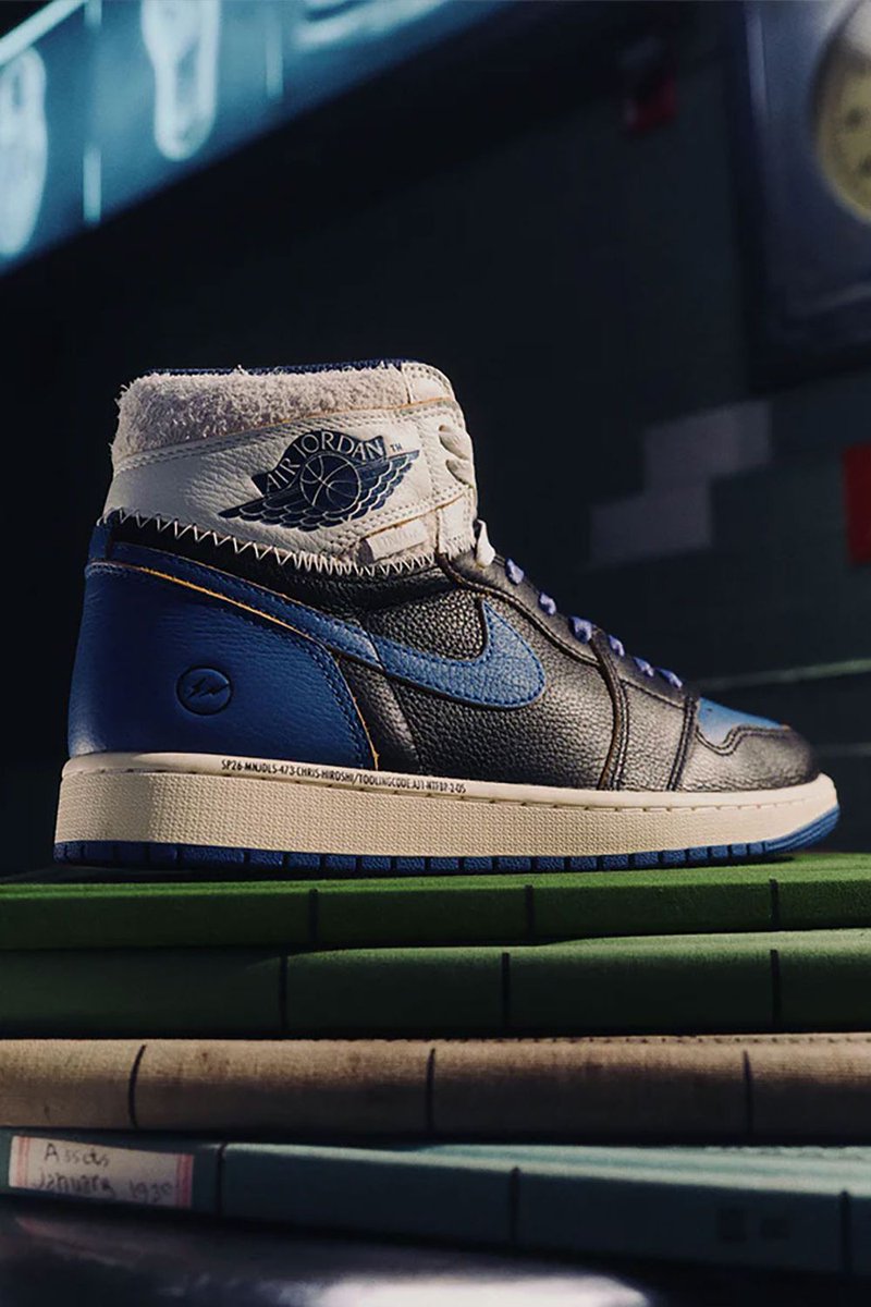 Sneaker News tweet media