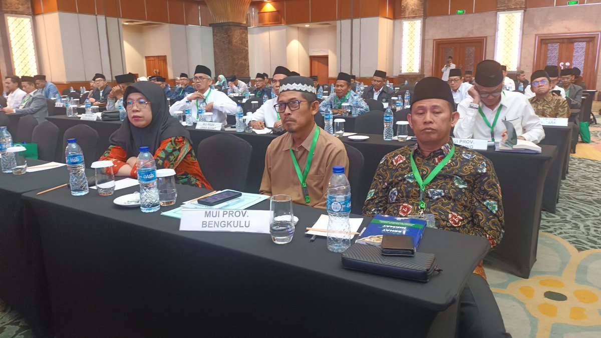 muipusat's tweet photo. Mukernas I 2025 Majelis Ulama Indonesia (MUI) diikuti oleh perwakilan pengurus MUI daerah di seluruh Indonesia.
#MukernasMUI
#MUIPusat https://t.co/IUgN4SvG5t