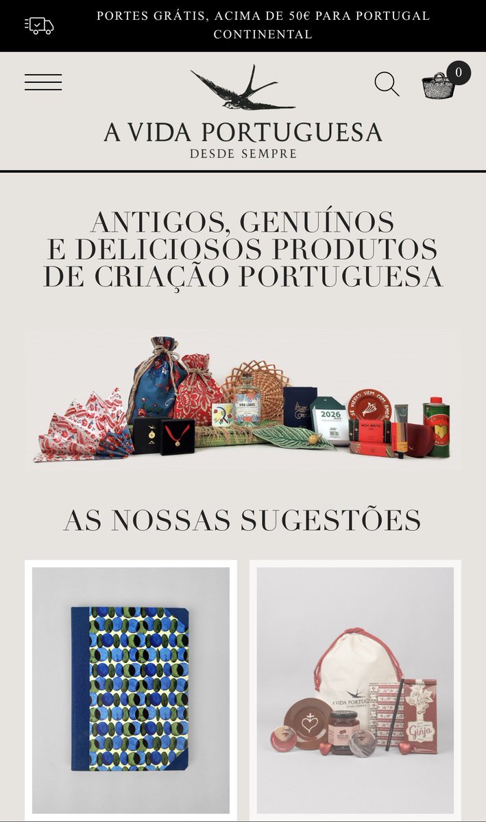 taesklv's tweet image. Taehyung in a portuguese concept store chain “A Vida Portuguesa” (trans. A Portuguese Life), this store is dedicated to promoting and preserving traditional portuguese brands.

They only sell products that were created and manufactured in Portugal. 🇵🇹 

Thank you Tae!! 🙏💜