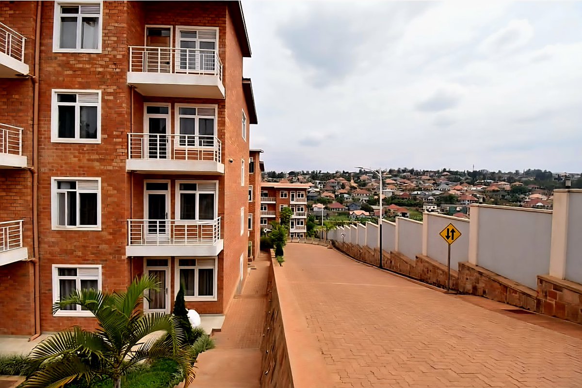 JaneNtunde's tweet photo. Valentine day for open house invitation🤗
Call +250 784836127 #EmilianaMuchu https://t.co/QG4j7A1LcC