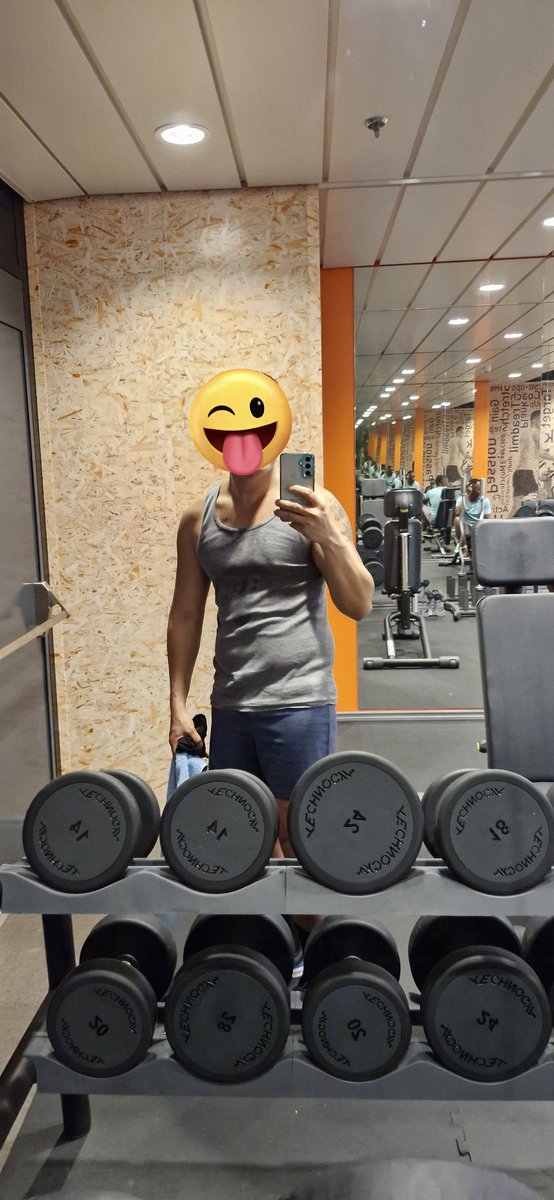 giftedtop🚢⚓ tweet media