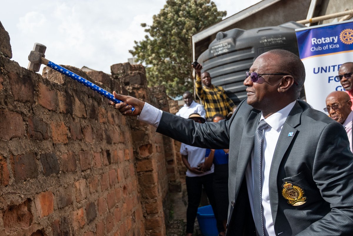 Geoffrey M. Kitakule tweet media