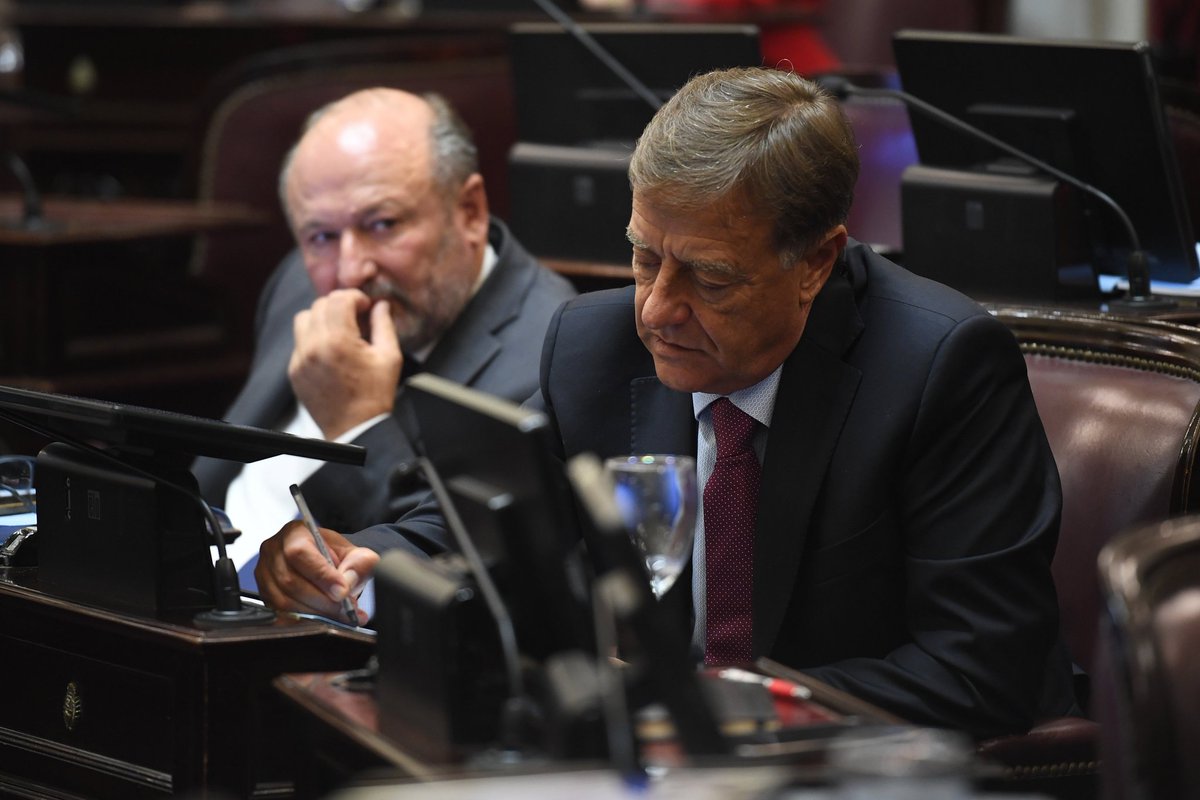 Rodolfo Suarez tweet media