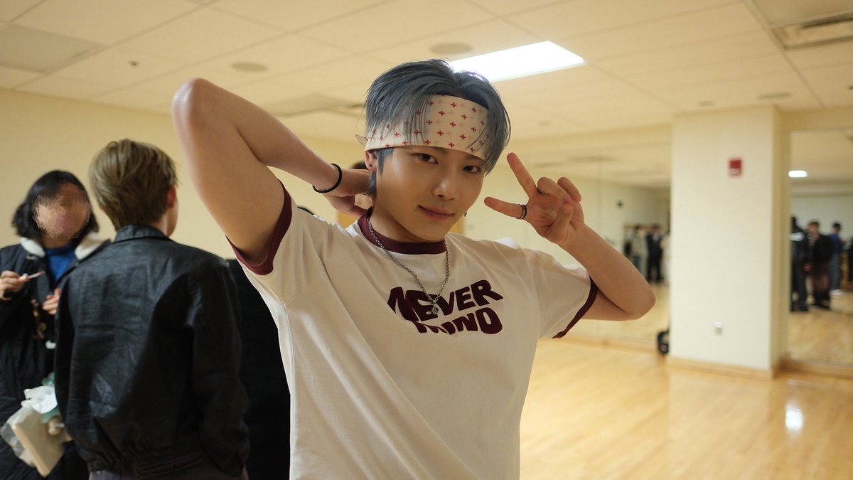1VERSE_official's tweet photo. [📸] 260209 @ OSU Dance Workshop

선생님이 된 아이토 😼🎓

#1VERSE #유니버스 #AITO #아이토 https://t.co/QkisY5ypYi