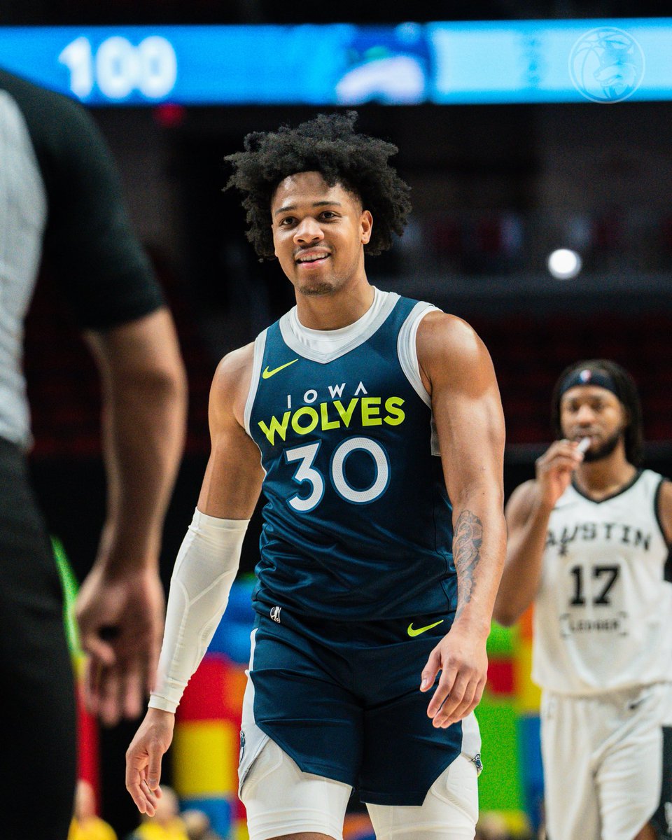 TERRENCE SHANNON JR. TONIGHT

▪️ 36 POINTS
▪️ 10/15
▪️ 2 ASSISTS
▪️ 21 MINUTES

TJ HAS BEEN RECALLED FROM THE IOWA WOLVES 🔥