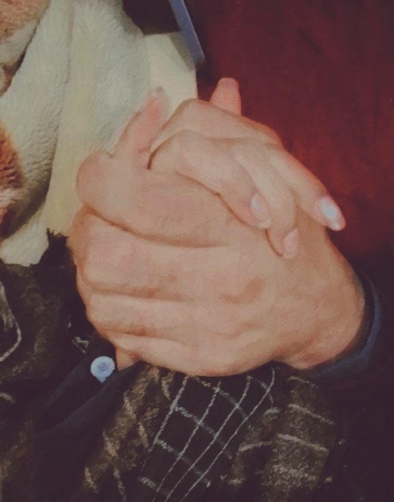 ہم سے یہ سوچ کر کوئی وعدہ کرو ایک وعدے پے عمریں گزرجائیں گی ☘︎