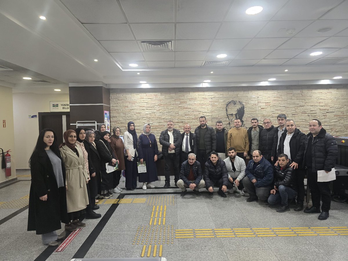 TIsmail44's tweet photo. Bahçelievler Zafer mahallesi haftalık toplantımız gerçekleştirdik @RTErdogan @abdullahozdemir @EmrahParlak_ https://t.co/KHOj6cFv8S
