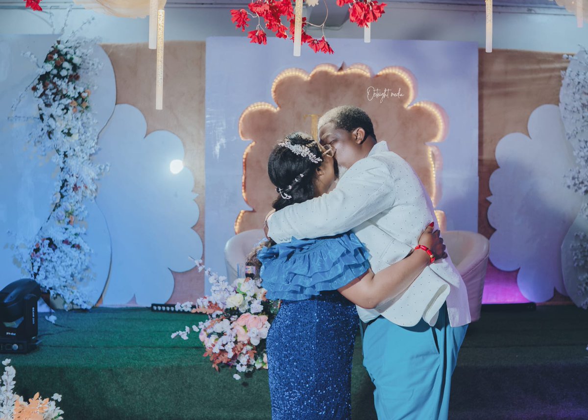 Let me be very blunt and honest with you, many single ladies are jealous of married women.
Especially those ones who's got different boyfriends before, they struggle with the fact that they've not been chosen and it sometimes affects their self-esteem. It's just natural for them