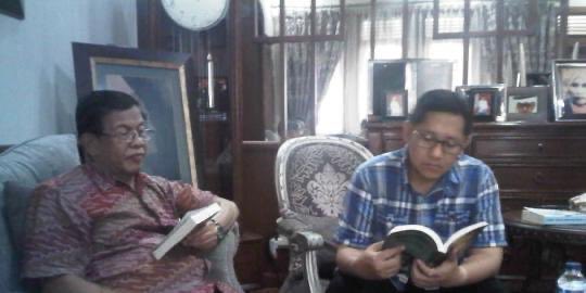 anasurbaningrum's tweet photo. Andi Mappetahang Fatwa, 
12 Pebruari 1939. 
Almarhum adalah senior yang baik, aktivis-pejuang bernyali.
Lahu al-Fatihah. https://t.co/p1VR1g7T0J