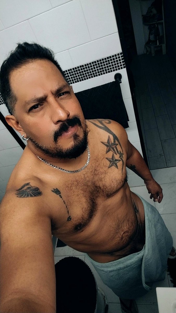 oxavio8's tweet photo. Chingon miercoles https://t.co/AL5HknNEdv