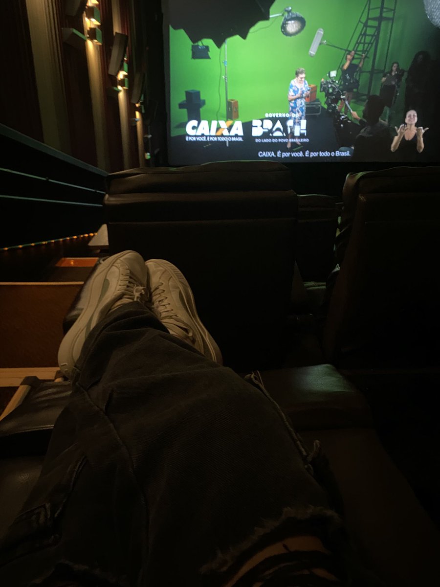 aruhttps's tweet image. tchau são paulo, vou sentir falta de ir na sala vip do lar center com meu amor