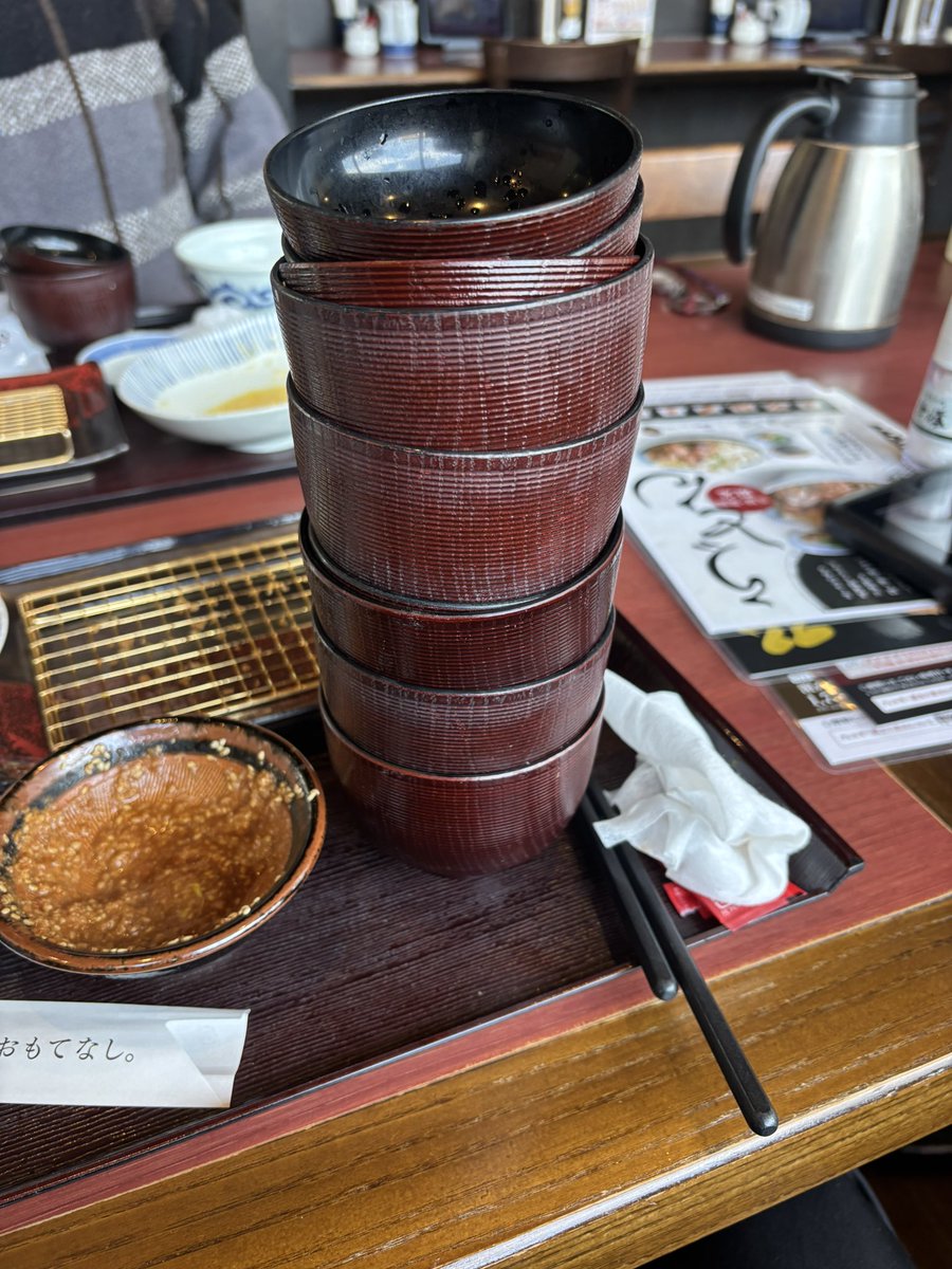 本日は浜勝
ロースカツランチ✨
浜勝に行くと
味噌汁吸いすぎます😅