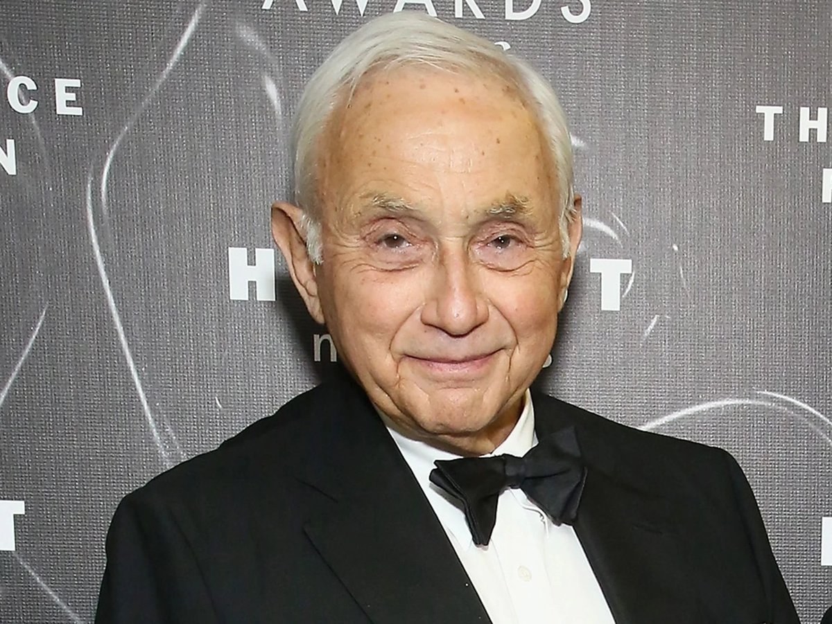 Reminder: Les Wexner has still not been indicted.