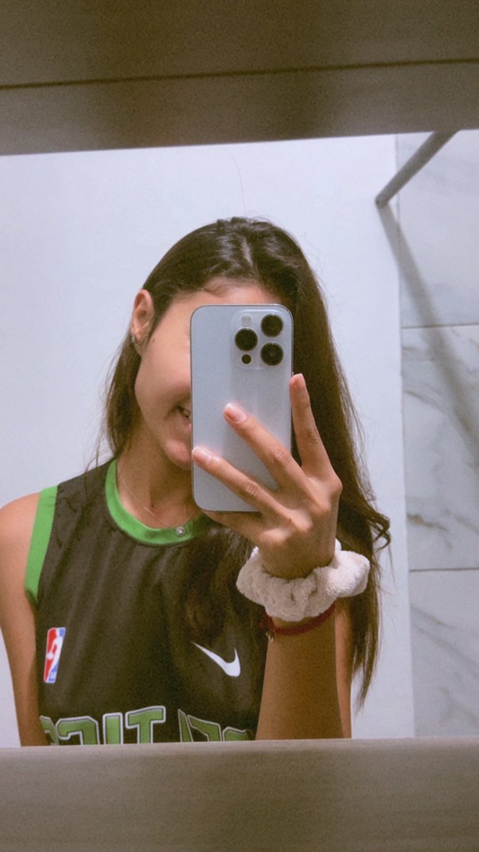 f_bea00's tweet photo. Ya no me acordaba de este tweet y sin querer unos años más tarde, si es ✨blanco✨ jajaj https://t.co/bFxLxGqbSP