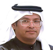 قراءة التراث القديم :
قراءةُ التراثِ القديم ليست عودةً إلى الوراء، بل هي تقدُّمٌ إلى العمق. ليست حنينًا إلى زمنٍ انقضى، بل حوارًا مع زمنٍ لم ينقضِ فينا بعد. فالتراث، في جوهره، ليس كتبًا مصفوفة على رفوف الغبار، ولا مخطوطاتٍ أكلت أطرافها الرطوبة، بل هو ذاكرةُ الأمة حين تستيقظ،