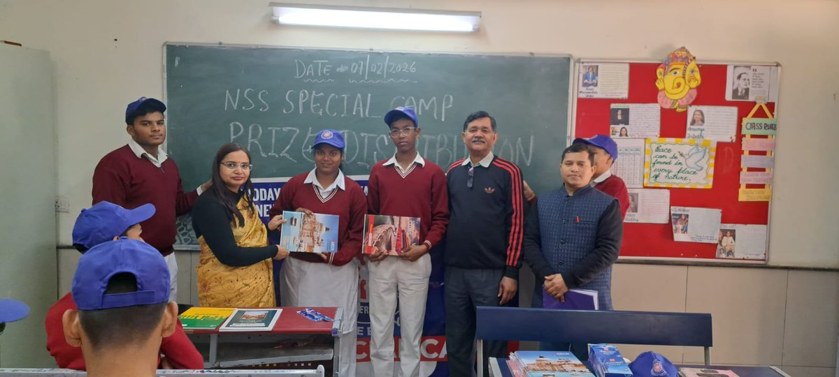 a21617003's tweet photo. 7 Days NSS Special Camp (28/01/26–07/02/26) organized on the theme Road Safety Awareness. 🚦Day 1: NSS introduction, motivational address by Principal ma’am, NSS song &amp; clap, yoga session, lectures on road safety &amp; slogan writing.
Day 2: Essay writing ✍️
Day 3: Quiz competition https://t.co/GxFIqviOOH