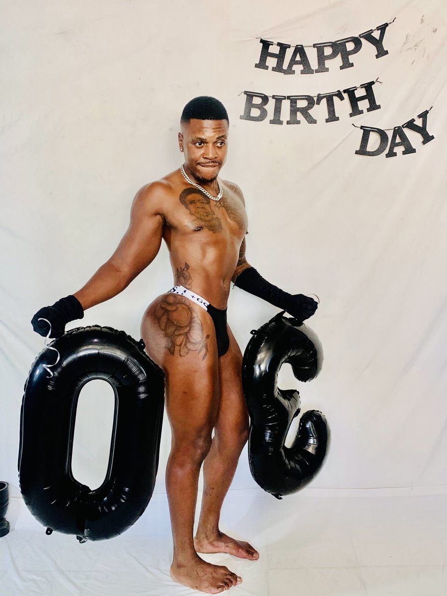 GIFT MASHABA SEXIEST MAN, tweet media