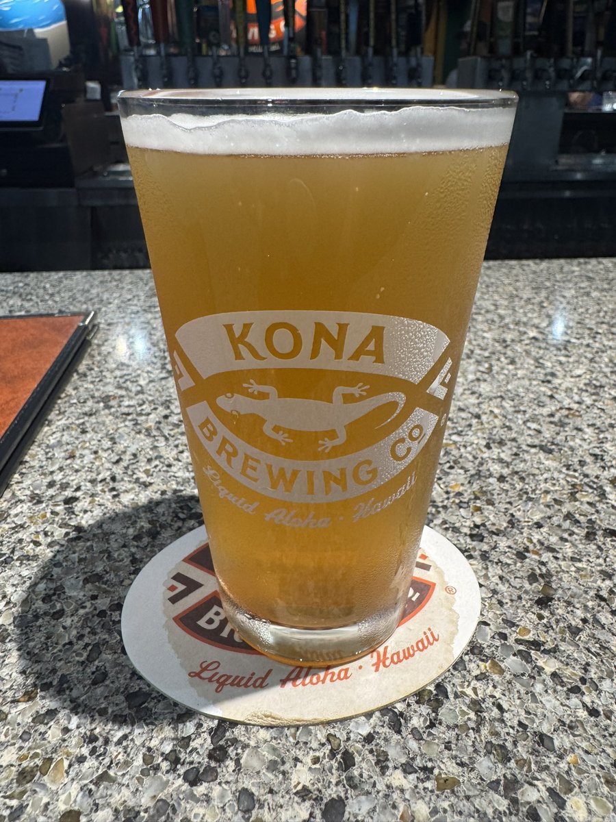 Lilikoi Kea ABV 5.4% IBU 10 Refreshing and lively Witbier
