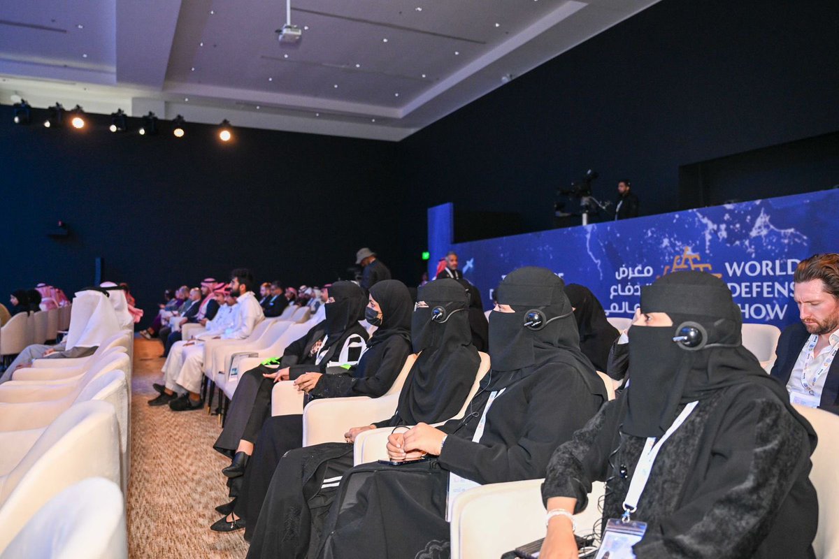 عمادة شؤون الطلاب بجامعة جازان tweet media