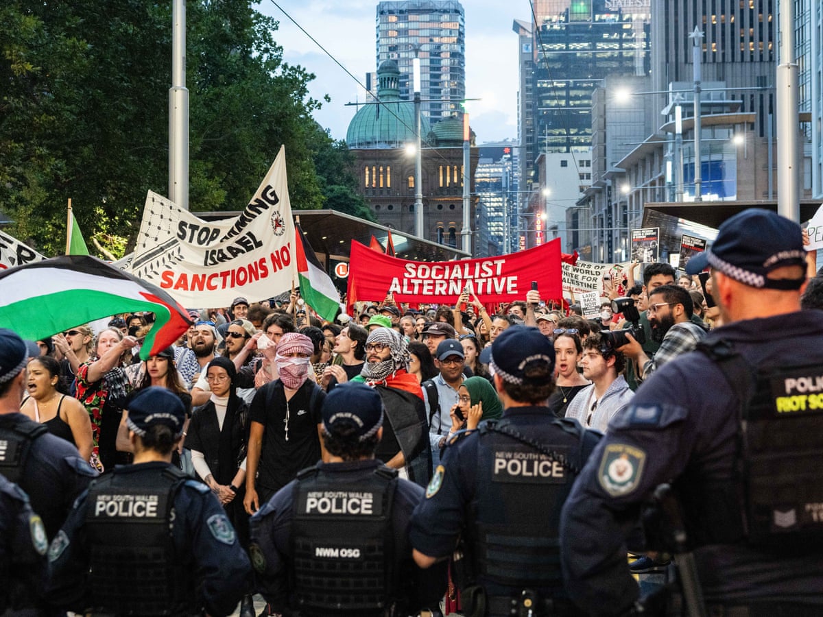 ricklevy67's tweet photo. @amnestyOz calls for #IndependentInquiry into #PoliceViolence by @nswpolice against peaceful protestors demonstrating against the visit of #WarCriminal @Isaac_Herzog to Australia. @ChrisMinnsMP
Must resign #MusoliniMinns #auspol https://t.co/8Dr7PlcC4J