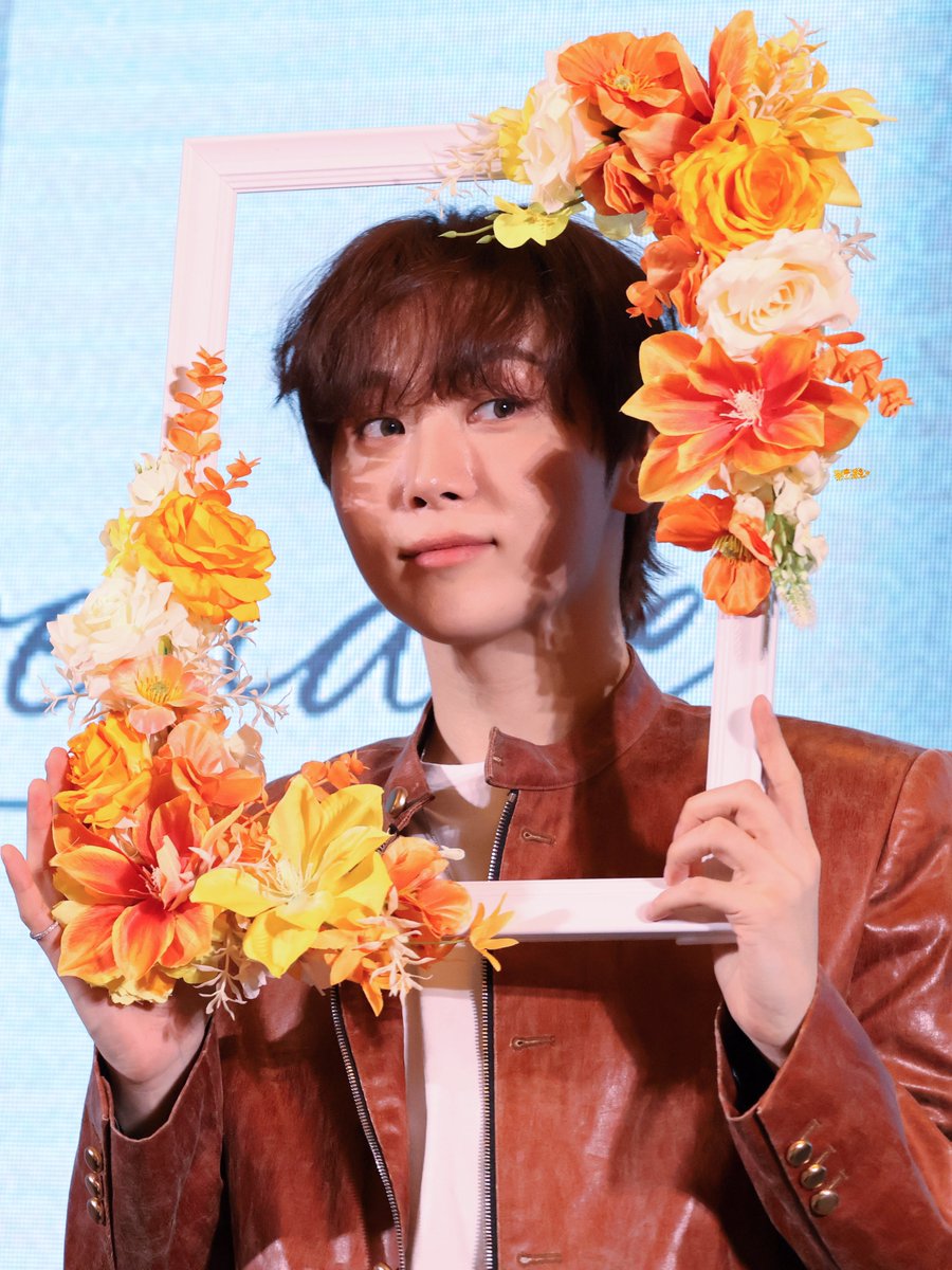 KWAN_UN_116's tweet image. 260208 이즈위

꽃미남~

#승관 #Seungkwan #부승관 #スングァン #BooSeungkwan #세븐틴 #seventeen #SEVENTEEN