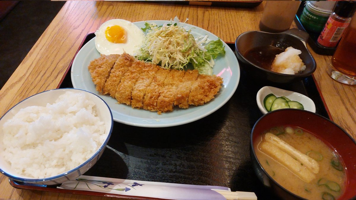今日はモリモリ食べて元気出すぞ✨