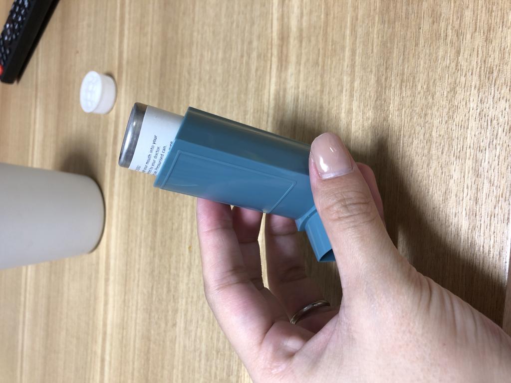 DelmaIreland's tweet photo. メプチンエアー の代用品のベントリンをこちらの通販から買ってます😊    
⇒https://t.co/d7QxvLoahI    
軽い喘息持ちで季節の変わり目だけ、たまに苦しくなるのでこちら使ってます。即効性がありよく効きます。なくなったらまた買います(^^)/   病院に行く時間が��い方におすすめ　#ad https://t.co/fx0AYifDW5
