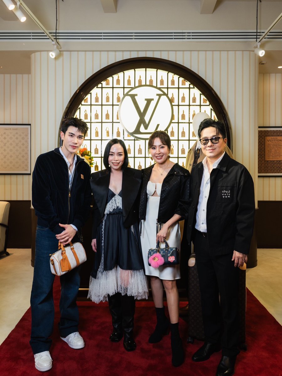 น้องโฟ้ดรันทุกวงการ หมอช้างเช็คอินถ่ายรูป55555555555555555555555555555555555555555555555555555555555555555555555555555555555555555555555

LV HOTEL BKK X FOURTH
#LouisVuittonxFourth
#LVMonogram130 #LouisVuitton
#Fourthnattawat #โฟร์ทณัฐวรรธน์