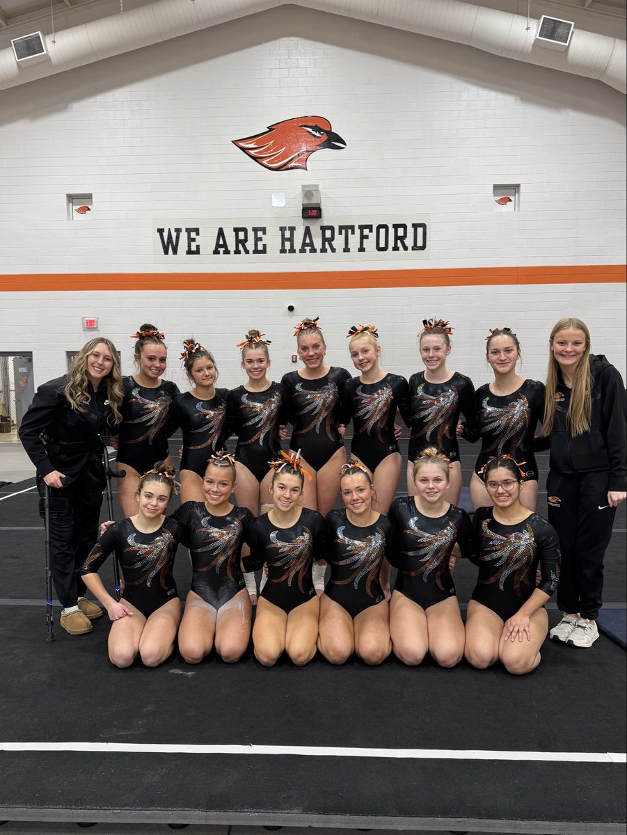 Both JV and Varsity came away with a win against Oconomowoc! Varsity had an incredible meet, posting a season high score of 142.675. JV also set another new school record with a 126.65! This group continues to raise the bar and prove how much depth and talent our program has.