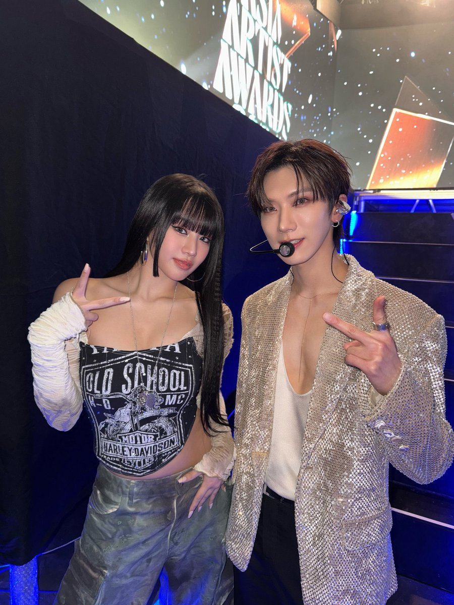 บลูเตนล์ = หมาเด็กกับพี่แมวดำ
เตนล์มินนี่ = นักบาสกับดรัมเมเยอร์
นัตตี้เตนล์ = น้องกระเทยกับพี่ทอมผมสั้น?????

ขอความเป็นธรรมด่วน 5555555