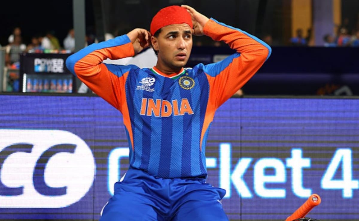 Predict Abhishek  Sharma 's score today vs Namibia.
The closest one will get Rs. 2000 Google Pay from me.
#indiavsnamibia