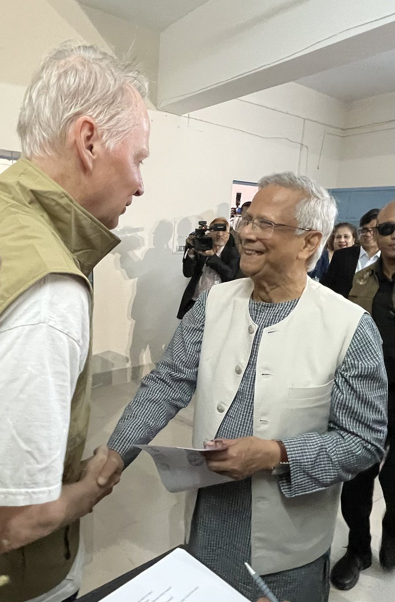 It’s #ElectionDay 🗳️ in #Bangladesh 🇧🇩. Our observation delegation chair, former US Congressman <a href="/DavidDreierUSA/">David Dreier</a>, was honored to see <a href="/ChiefAdviserGoB/">Chief Adviser of the Government of Bangladesh</a> Muhammad Yunus while observing this morning.