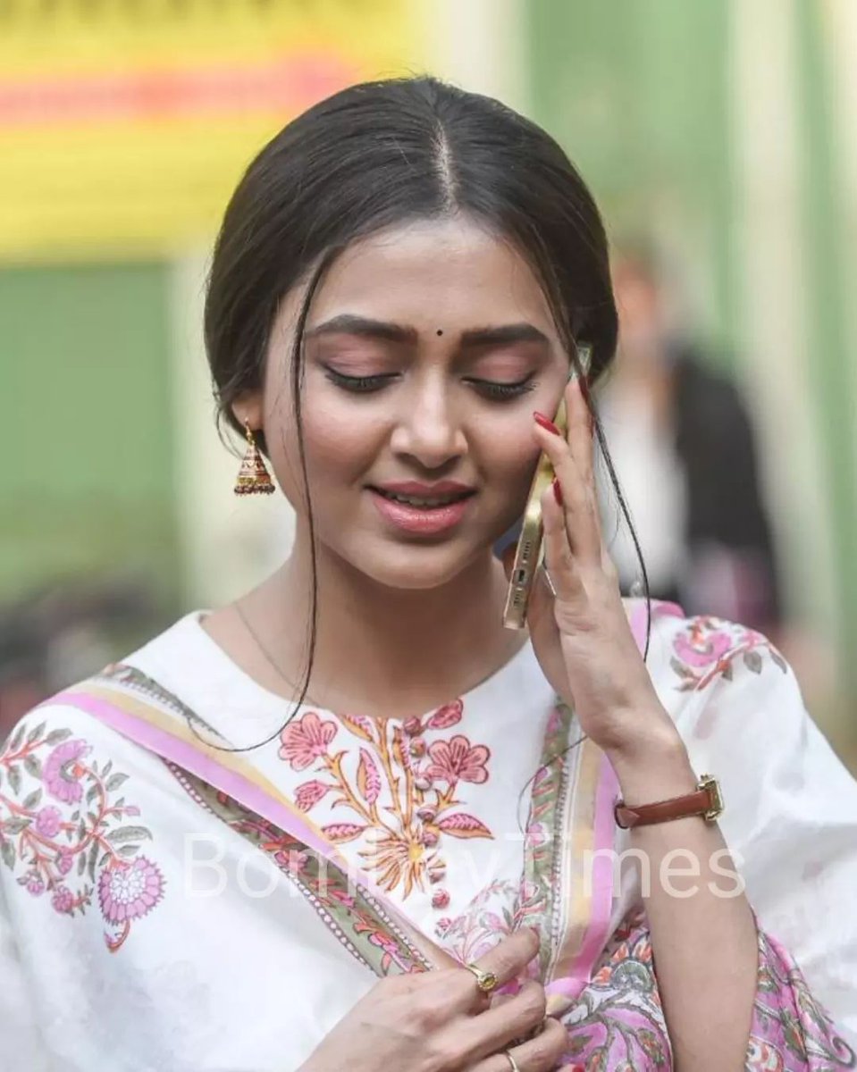 NaaginBlockbus1's tweet photo. #Pratha ✨✨
#Tejasswiprakash #Naagin6 https://t.co/df4GeCu6t8