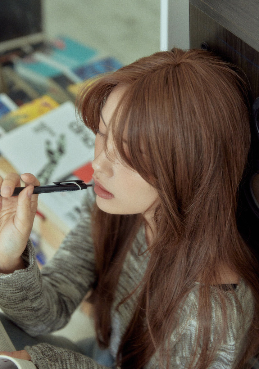 セミ手植えフルウィッグ) レイヤードCカールハグパーマ(モースト原糸