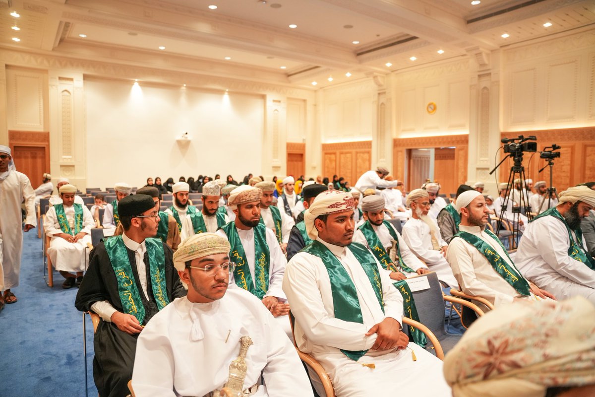 طاهرٌ العَزوانيّ ،، tweet media