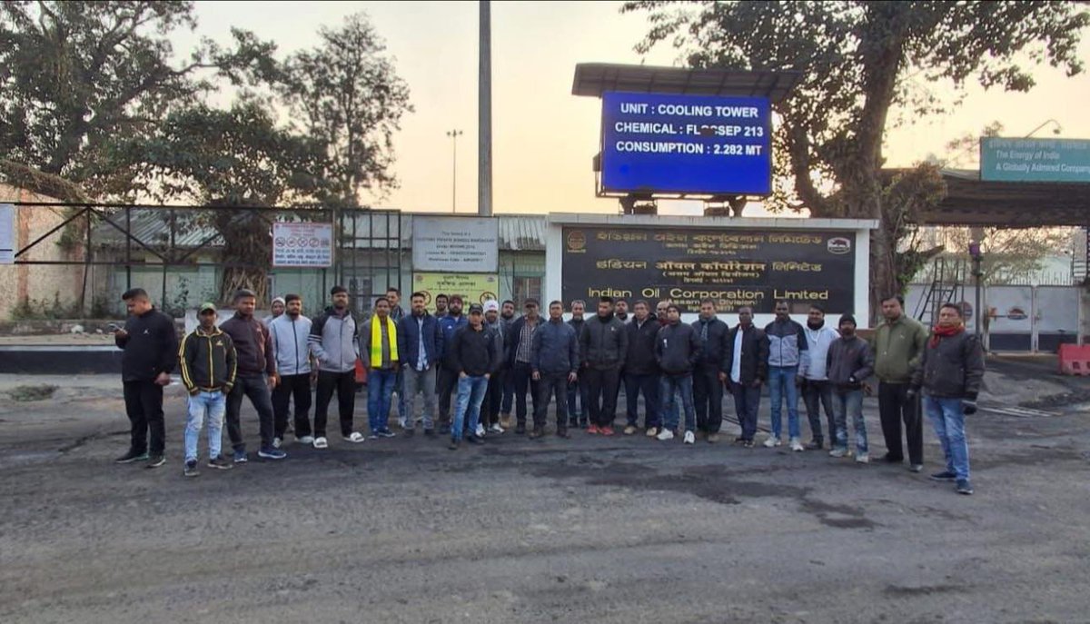 ra5esh's tweet image. കേരളത്തിൽ മാത്രമല്ലെ നിങ്ങളുടെ പണിമുടക്ക് നടക്കൂ? 
ഉത്തരം : ഏഷ്യയിലെ തന്നെ ആദ്യത്തെ എണ്ണ ശുദ്ധീകരണ ശാലയായ അസാമിലെ ഡിഗ്‌ബോയ് റിഫൈനറിയിലും പണിമുടക്ക് പൂർണം ✊
#Generalstrike2026