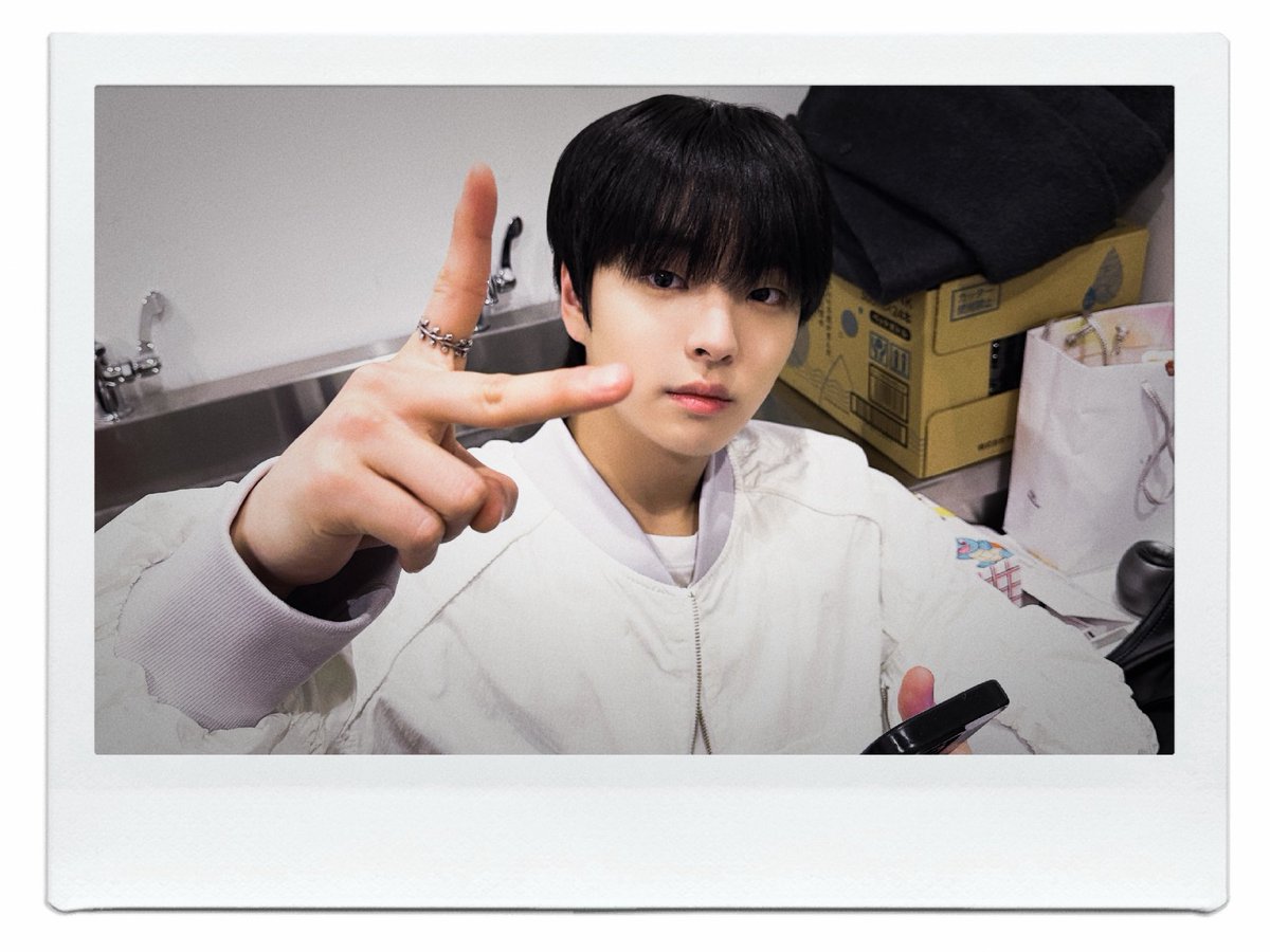 [📸]

𝘽𝙖𝙘𝙠𝙨𝙩𝙖𝙜𝙚 𝙨𝙝𝙤𝙩❗#𝟯
ㄴ 장난꾸러기 강성이 ⌯ᵔ⤙ᵔ⌯ಣ

#GHOST9 #고스트나인
#LEEKANGSUNG #이강성