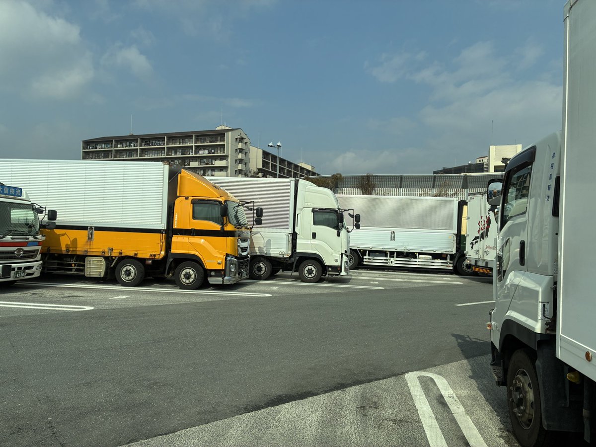 butoha's tweet image. 昼飯なう
たこ焼き580円なり
@吹田SA(下り)