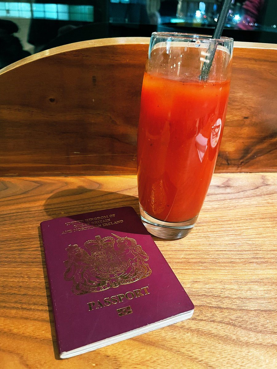 Obligatory pre flight routine. If you know, you know. #GoldElite #PriorityPass