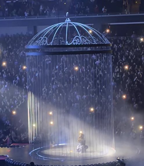 Cardi B has officially kicked off her ‘Little Miss Drama’ tour.