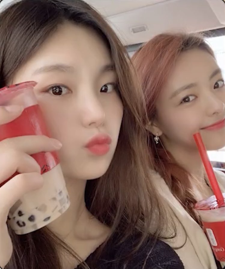 헐 연생때 셀카🥺🥺🥺🥺🥺🥺🥺